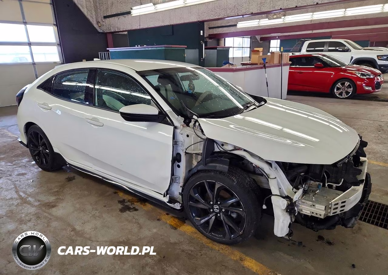 2018 Honda Civic Sport VIN:SHHFK7H46JU207210 - 4