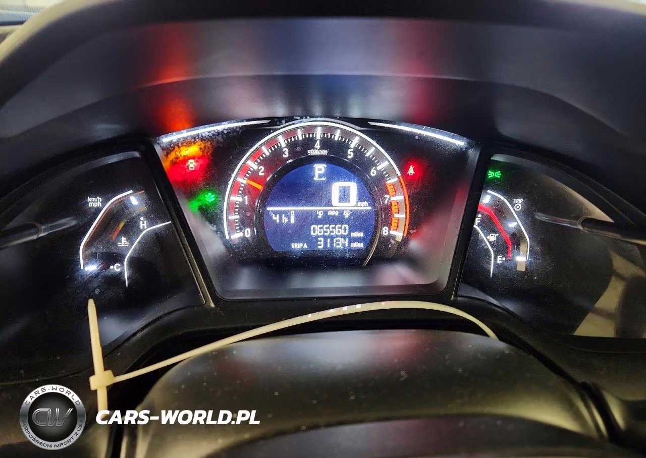 2018 Honda Civic Sport VIN:SHHFK7H46JU207210 - 9