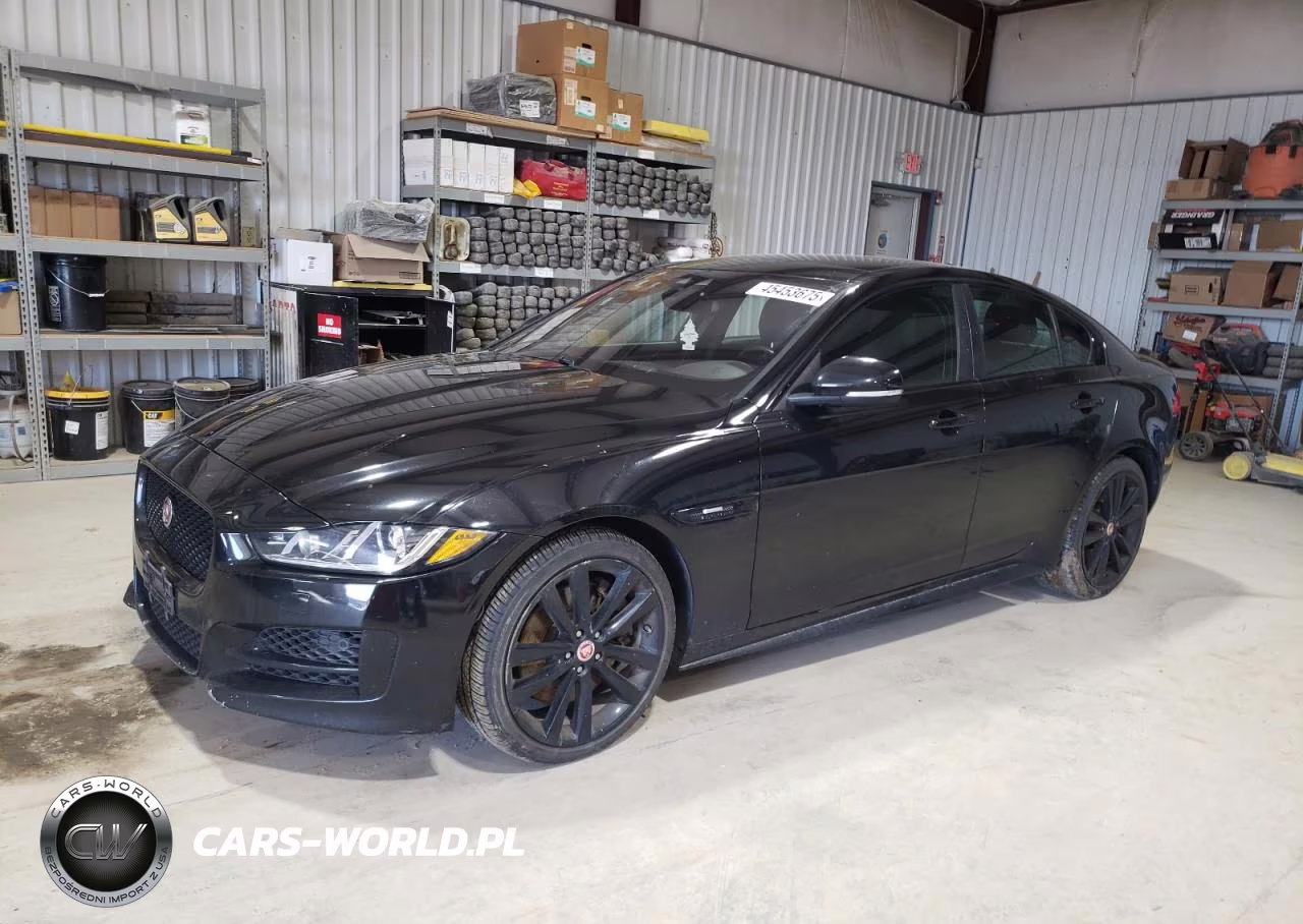 2017 Jaguar Xe – zdjęcie 1 z 12