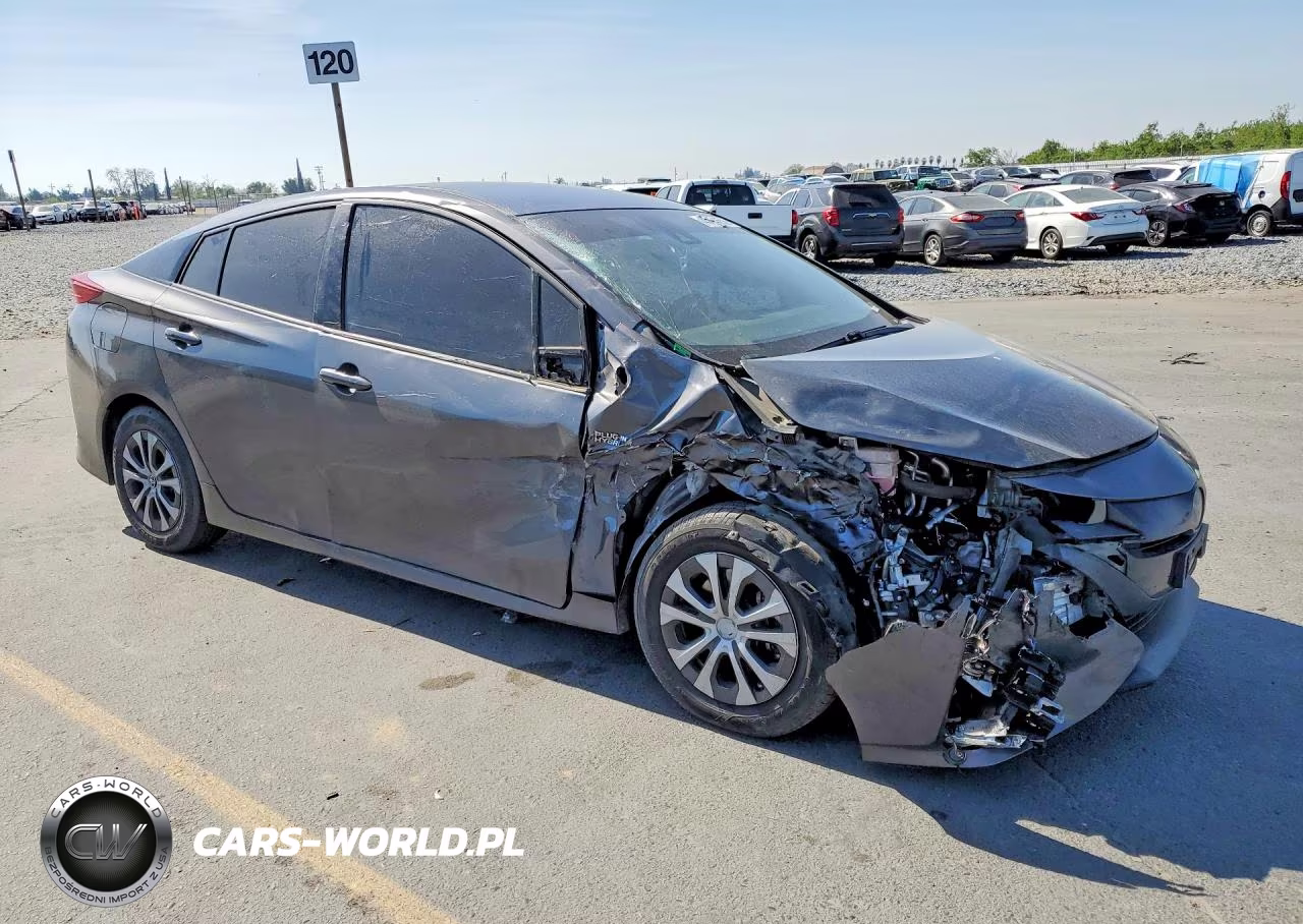 2021 Toyota Prius Prime Le VIN:JTDKAMFP1M3178084 - 4