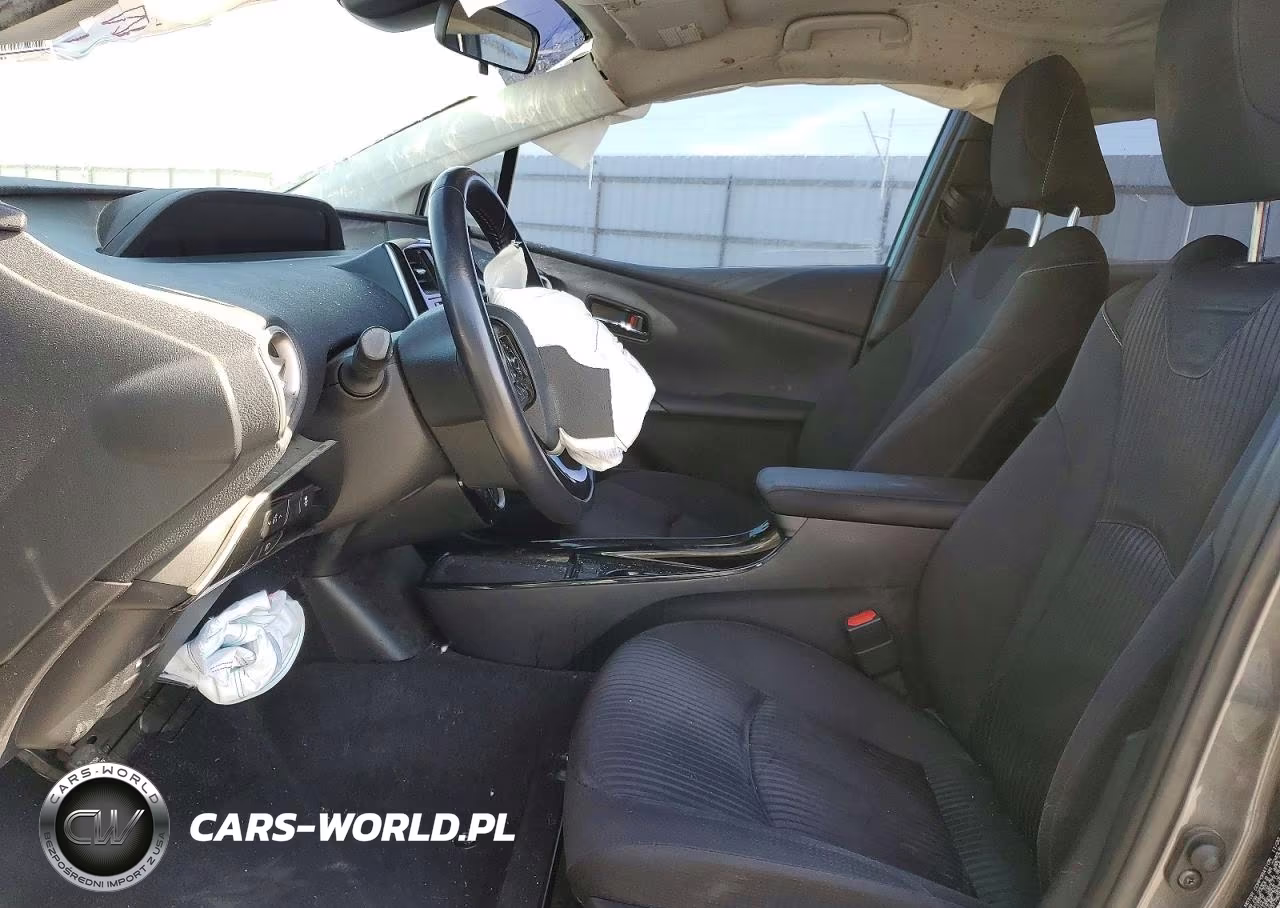 2021 Toyota Prius Prime Le VIN:JTDKAMFP1M3178084 - 7