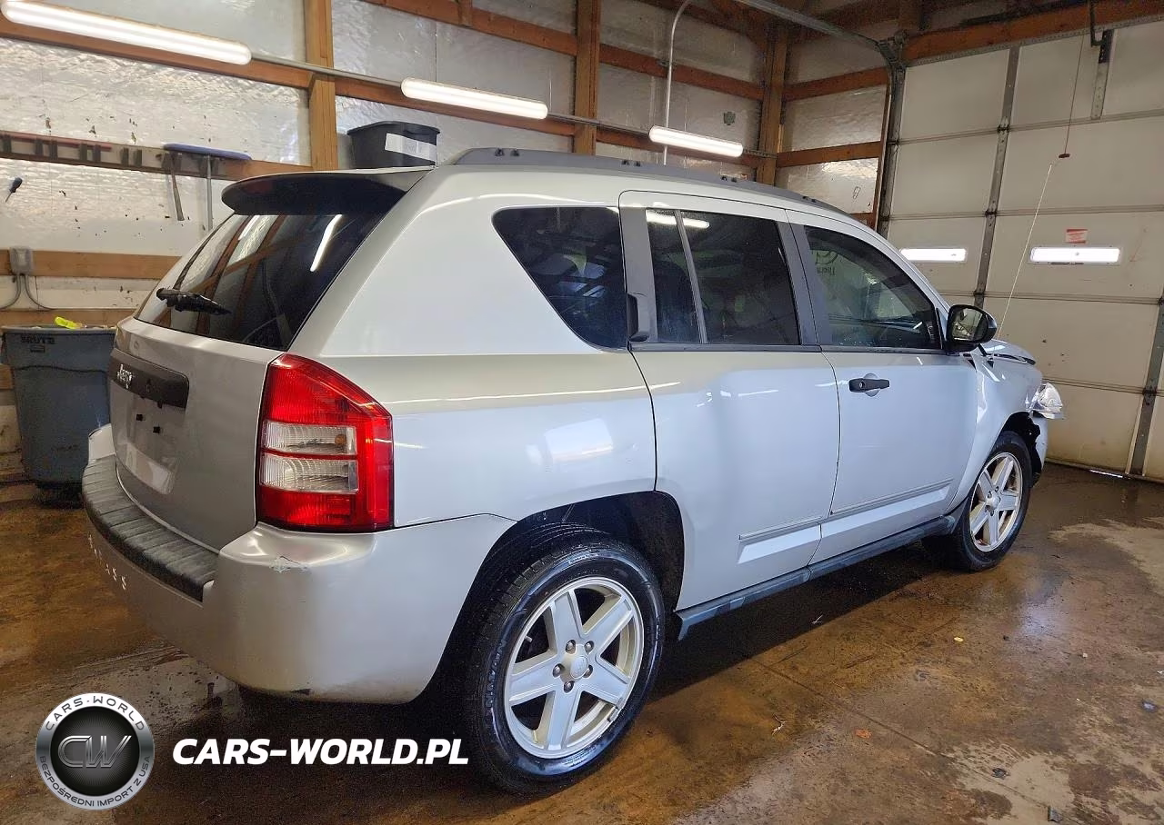 2010 Jeep Compass Sport VIN:1J4NT1FB8AD625326 - 3