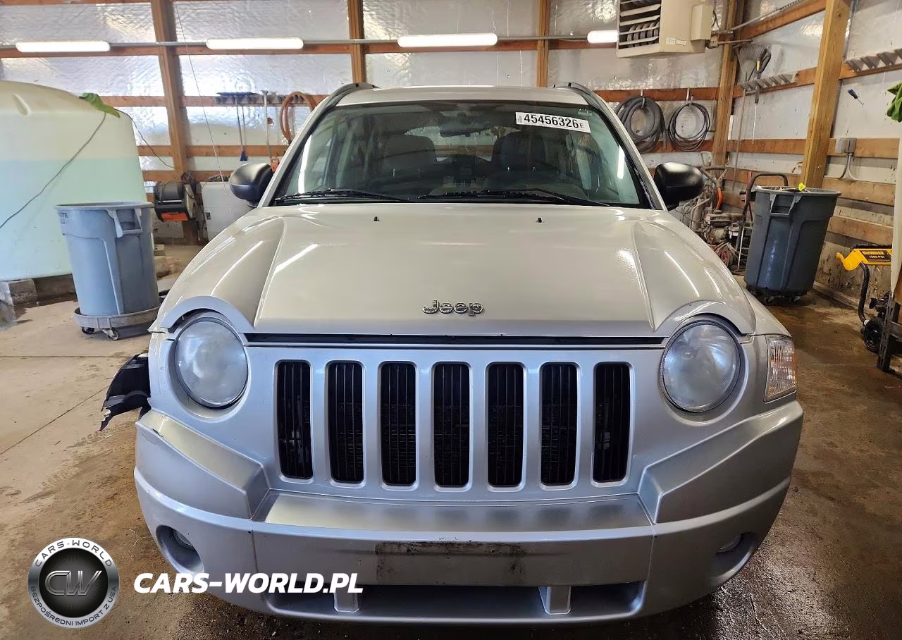 2010 Jeep Compass Sport VIN:1J4NT1FB8AD625326 - 5