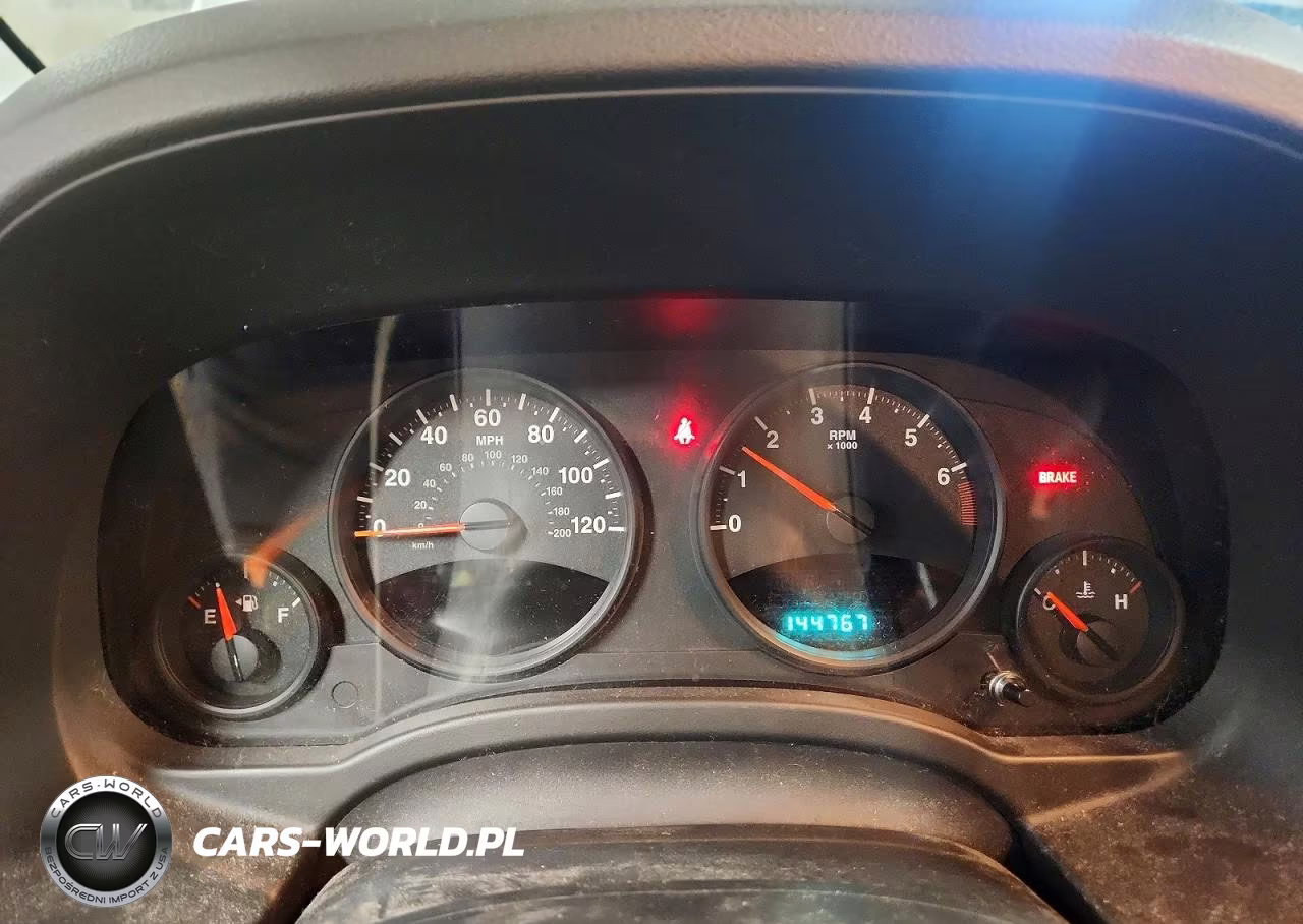 2010 Jeep Compass Sport VIN:1J4NT1FB8AD625326 - 9