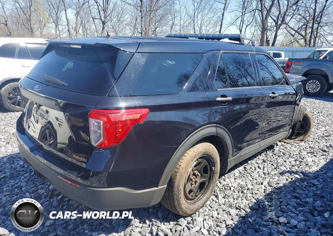 2022 Ford Explorer Police Interceptor VIN:1FM5K8AC2NGB45686 - 3