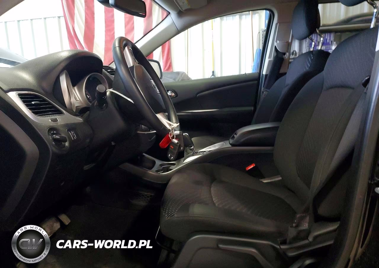 2018 Dodge Journey Se VIN:3C4PDCAB0JT443936 - 7