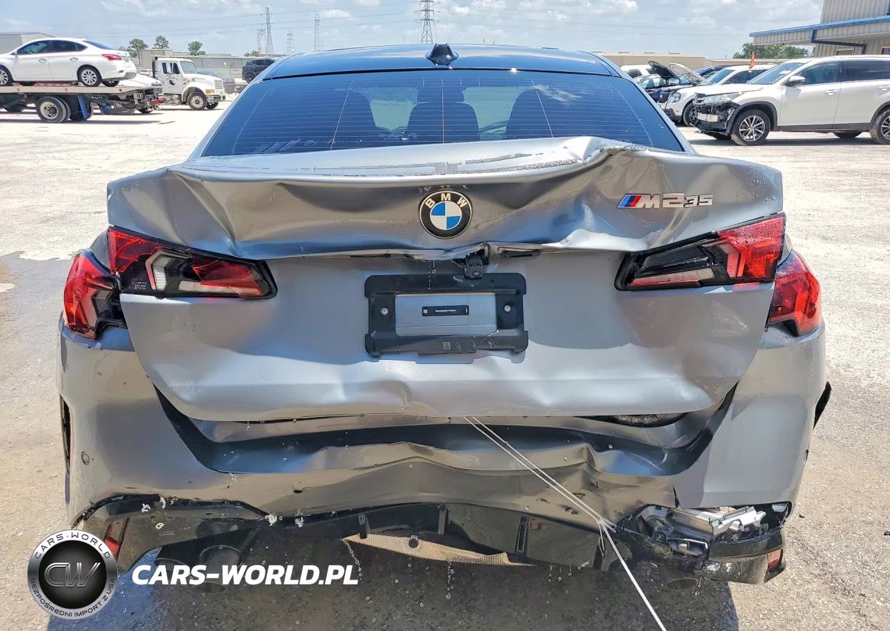 2026 BMW M235Xi VIN:WBA33GG0XT7T99236 - 6
