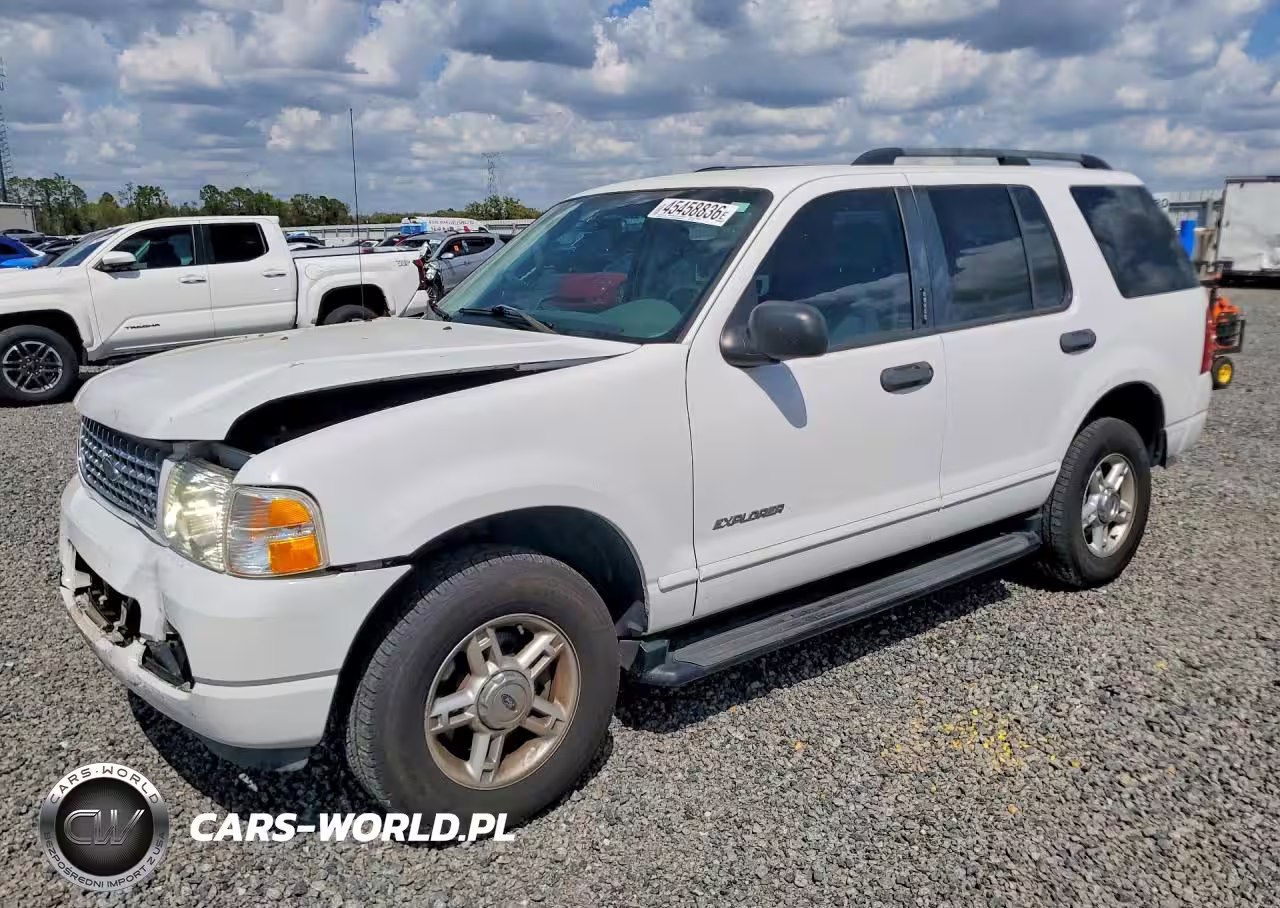 2004 Ford Explorer Xlt
