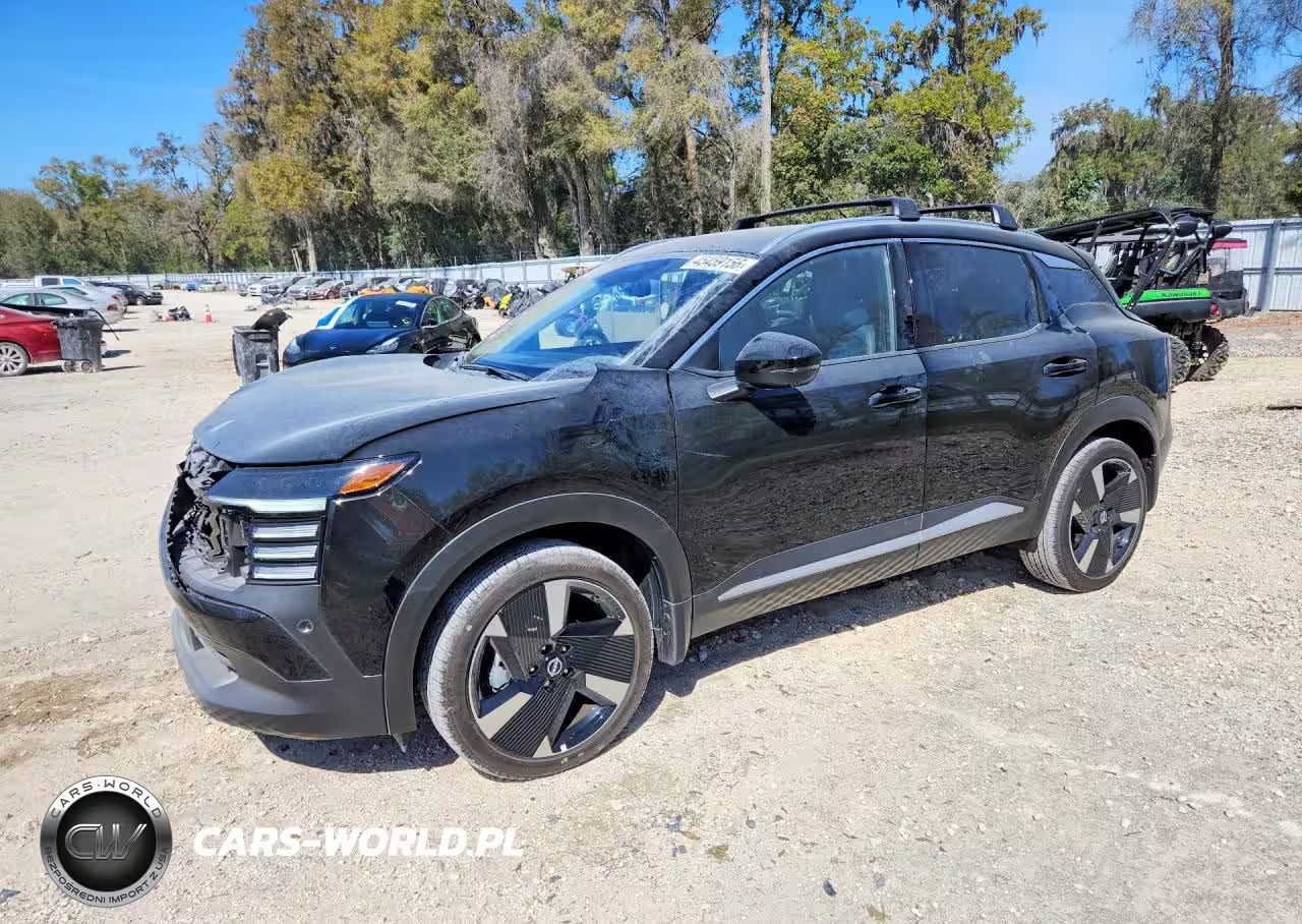 2025 Nissan Kicks Sr