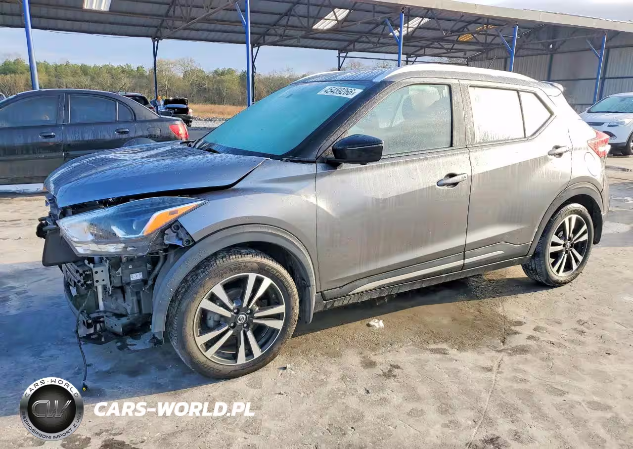 2019 Nissan Kicks Sr