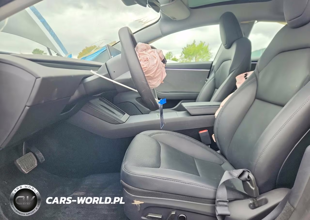2025 Tesla Model 3 VIN:5YJ3E1EA2SF031342 - 7