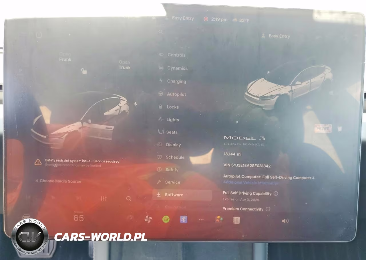 2025 Tesla Model 3 VIN:5YJ3E1EA2SF031342 - 9