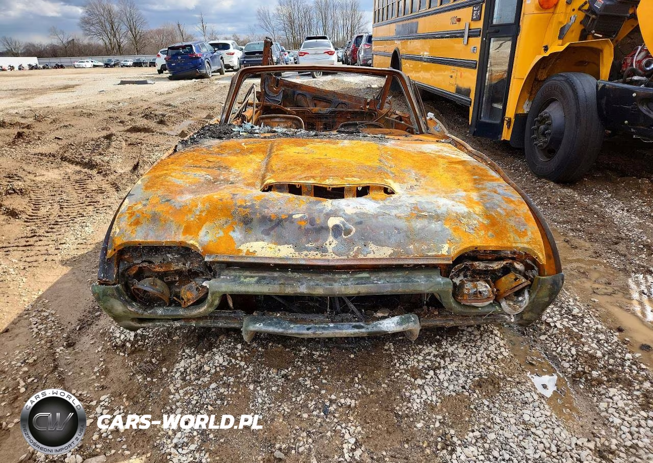 1963 Ford Thundrbird VIN:3Y85M100429 - 5