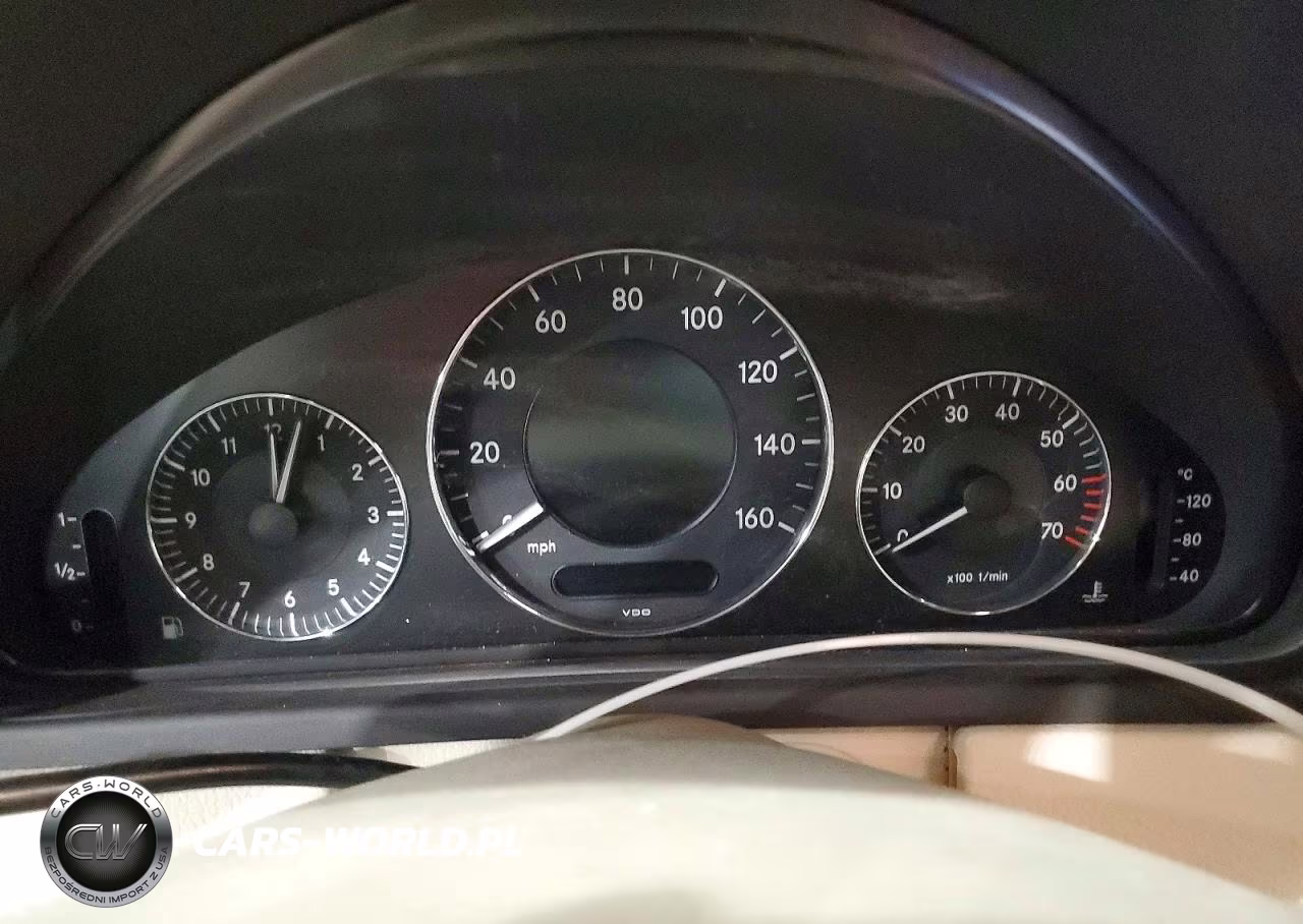 2005 Mercedes-Benz Clk 500 VIN:WDBTK75J85F142231 - 9