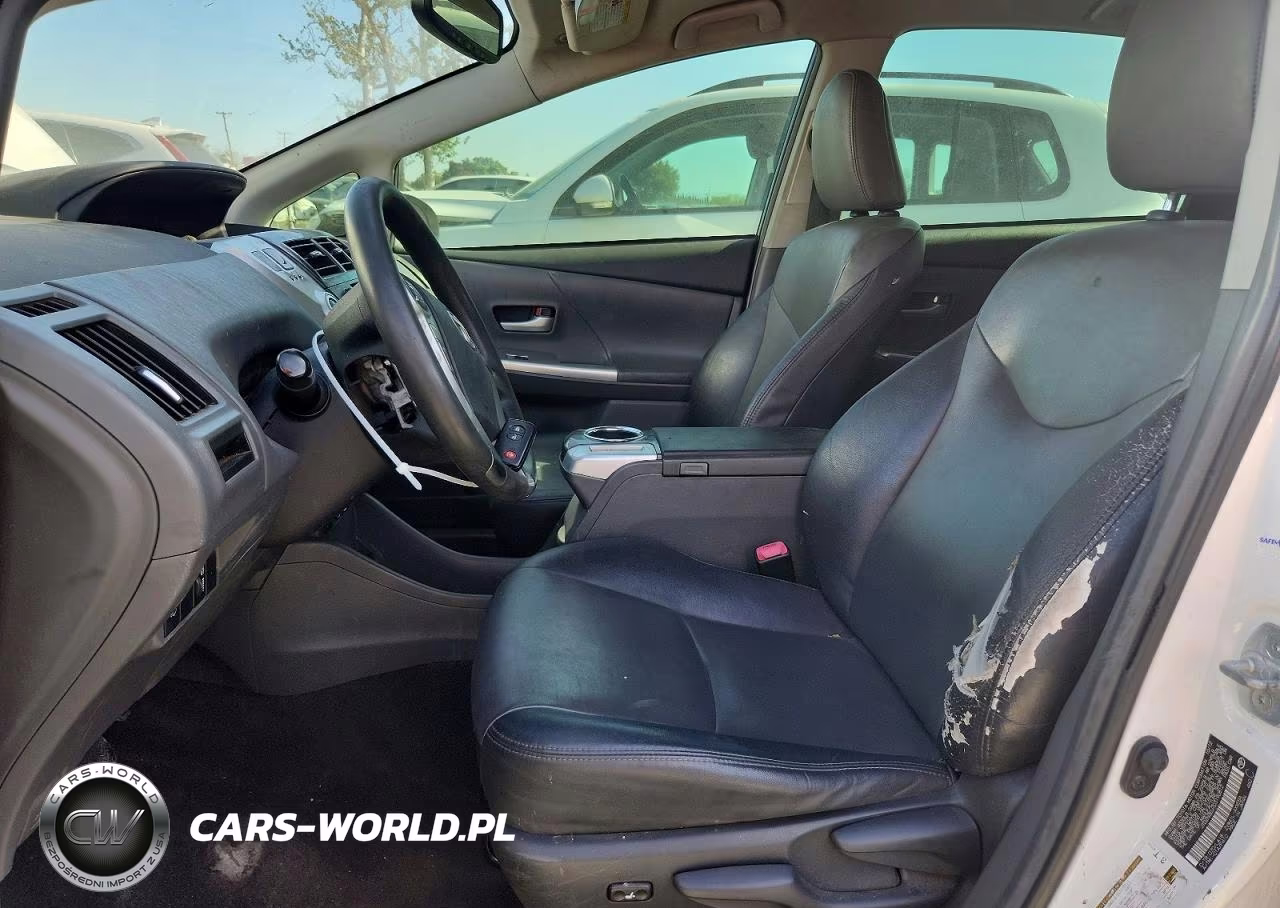 2013 Toyota Prius V Five VIN:JTDZN3EU7D3190812 - 7