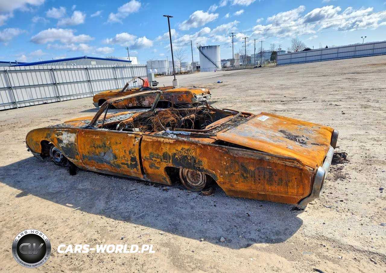 1961 Ford Thunderbird Lt VIN:1Y73Z145531 - 2