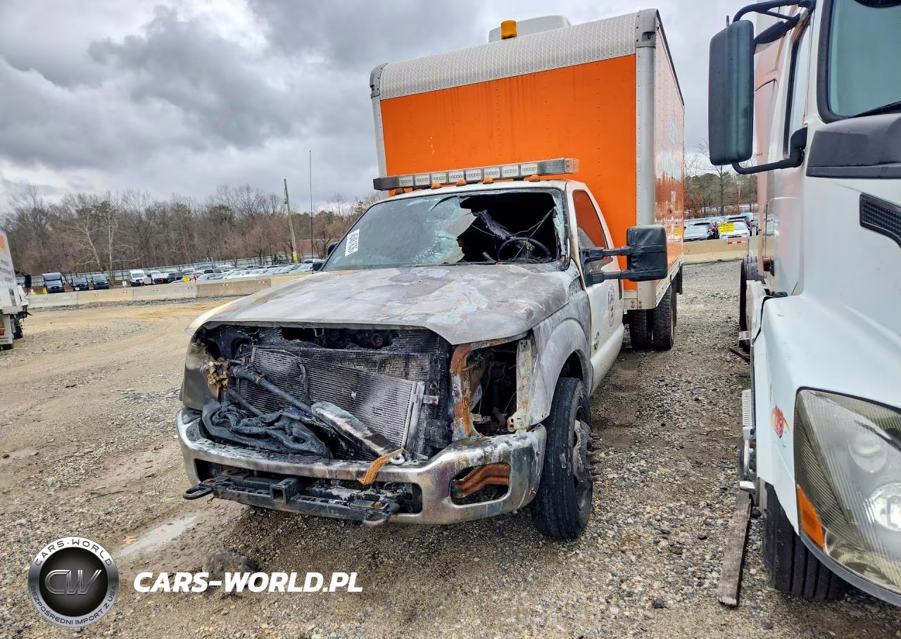 2012 Ford F550 Super Duty Box Truck