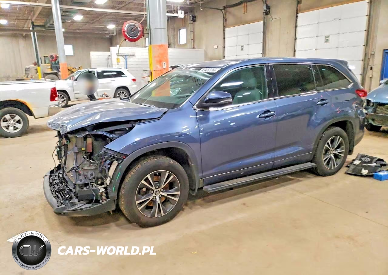 2018 Toyota Highlander Le