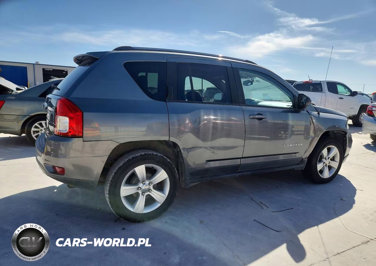2013 Jeep Compass Sport VIN:1C4NJCBB2DD154047 - 3