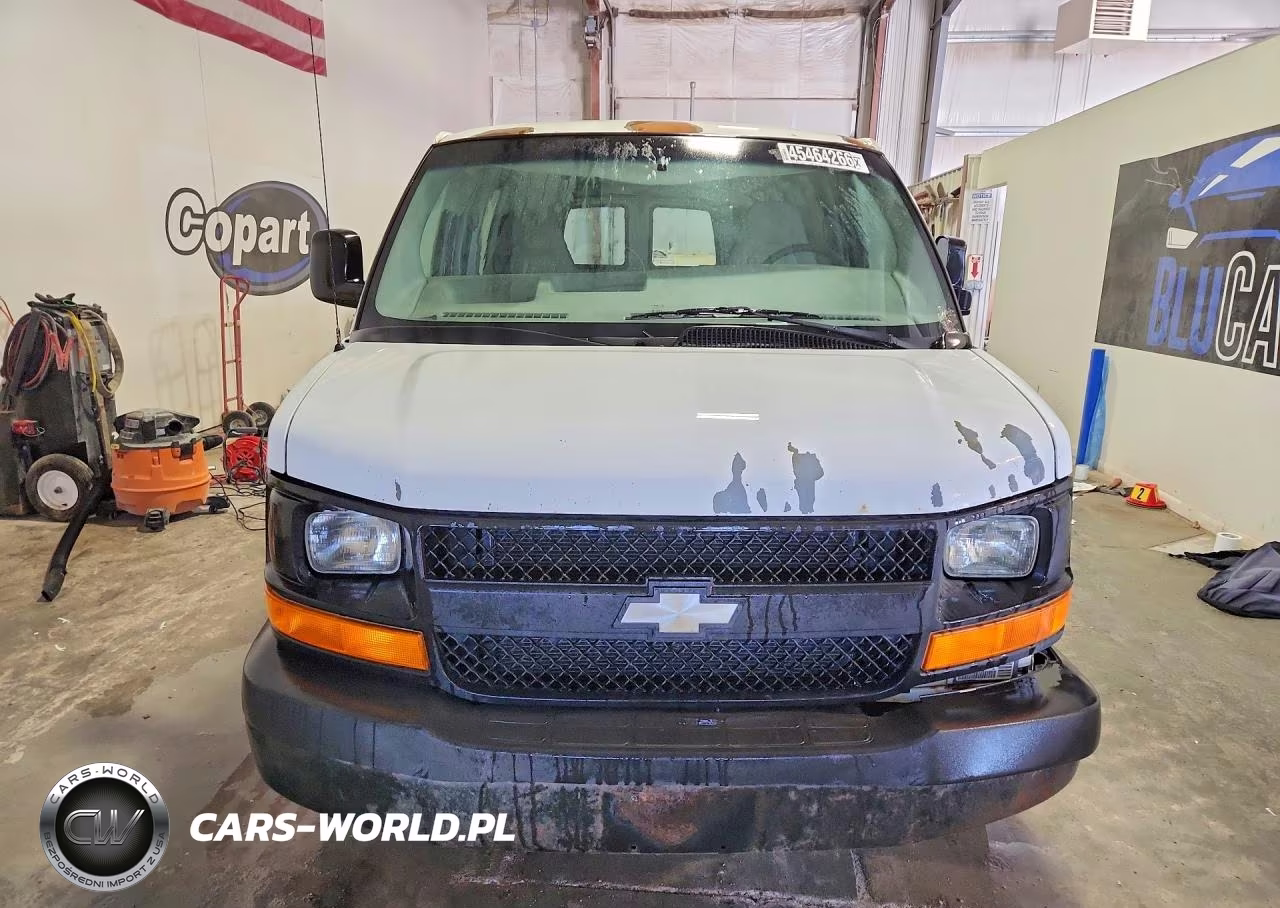 2003 Chevrolet Express G2500 VIN:1GCFG29T831160818 - 5