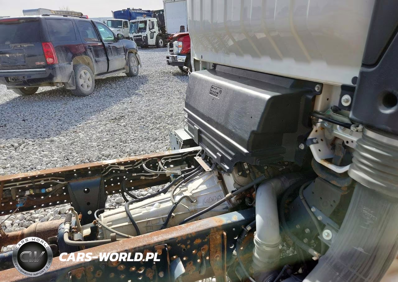 2018 Isuzu Npr Hd VIN:54DC4W1B2JS807044 - 10