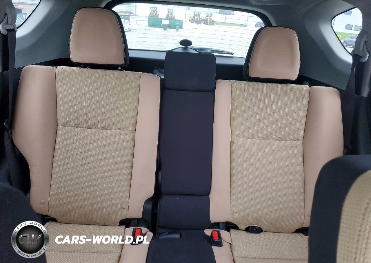 2018 Toyota Rav4 Xle VIN:JTMWFREV3JJ740798 - 10