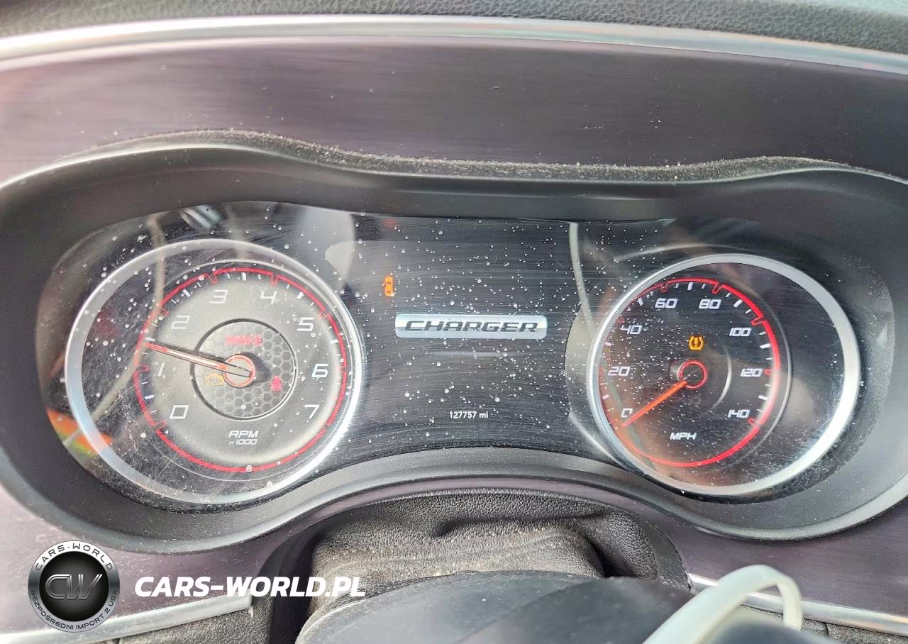 2018 Dodge Charger Sxt VIN:2C3CDXBG2JH180314 - 9