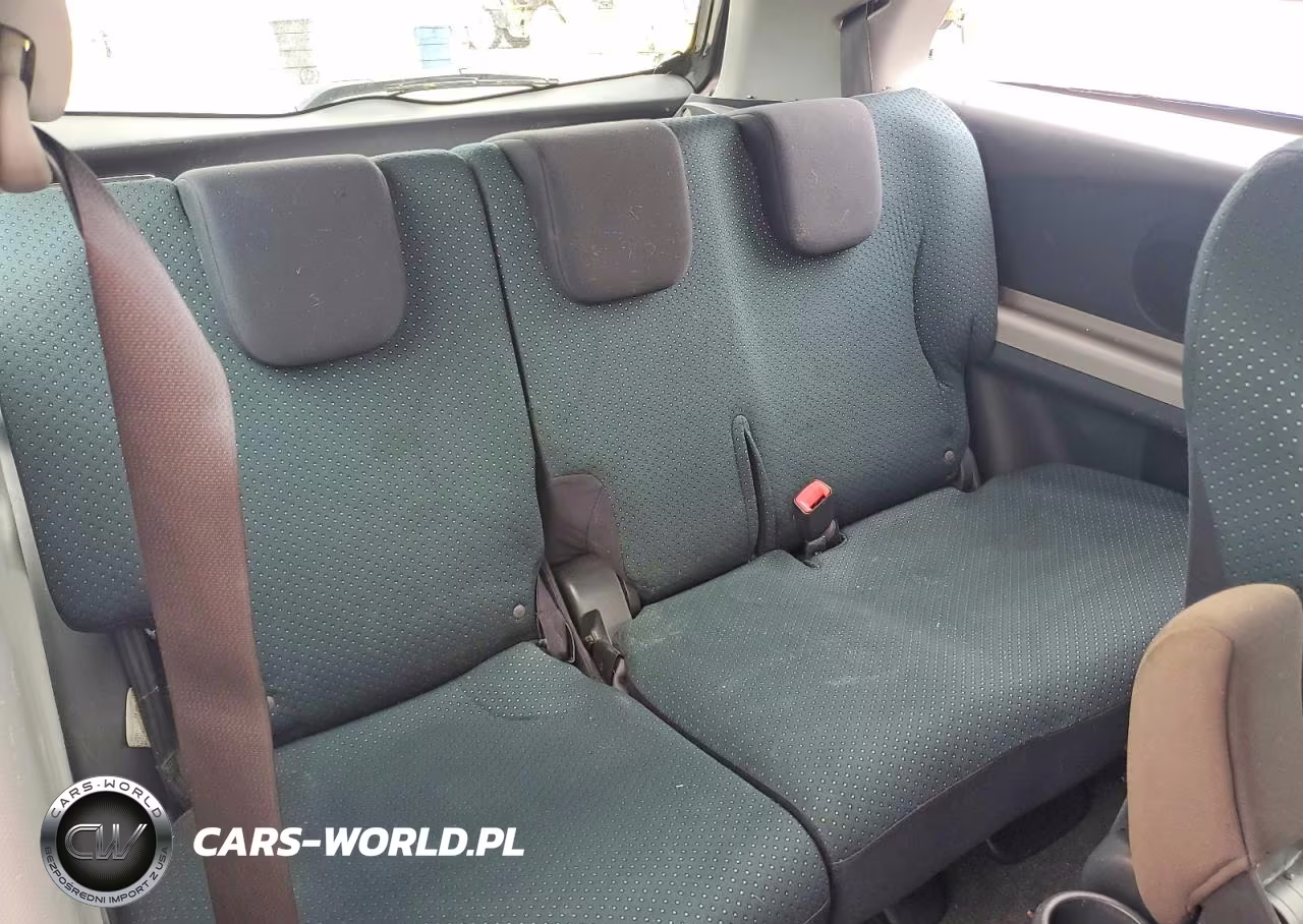 2008 Toyota Yaris Base VIN:JTDJT923685219633 - 10