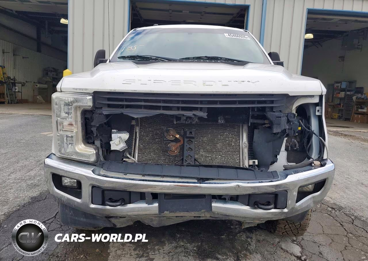 2017 Ford F250 Super Duty VIN:1FT7X2B65HED69636 - 5
