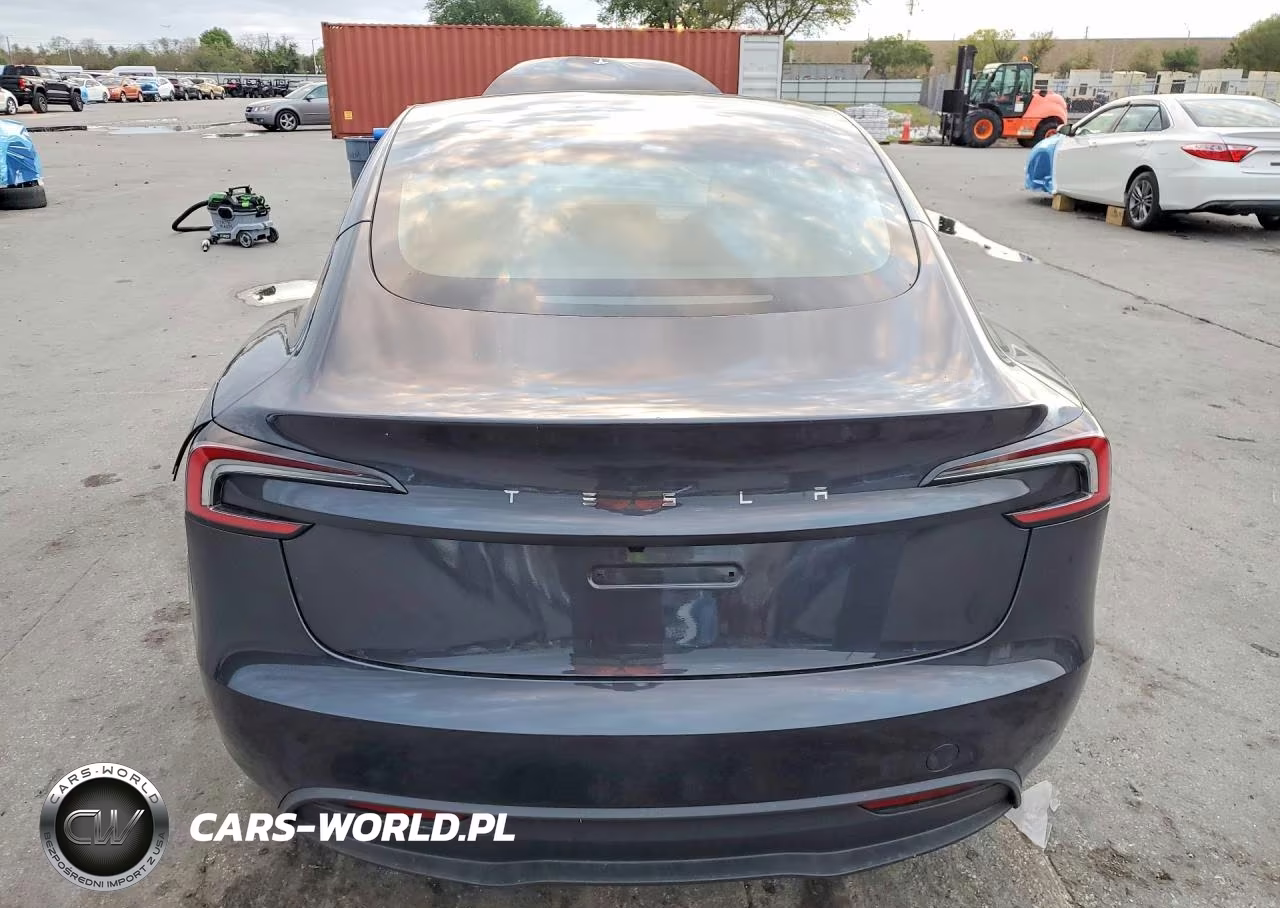 2025 Tesla Model 3 VIN:5YJ3E1EA2SF986335 - 6