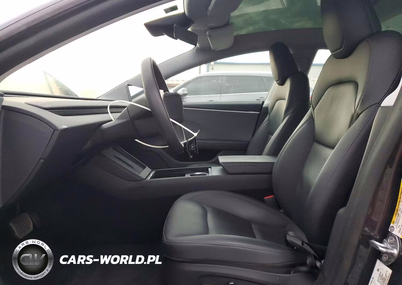 2025 Tesla Model 3 VIN:5YJ3E1EA2SF986335 - 7