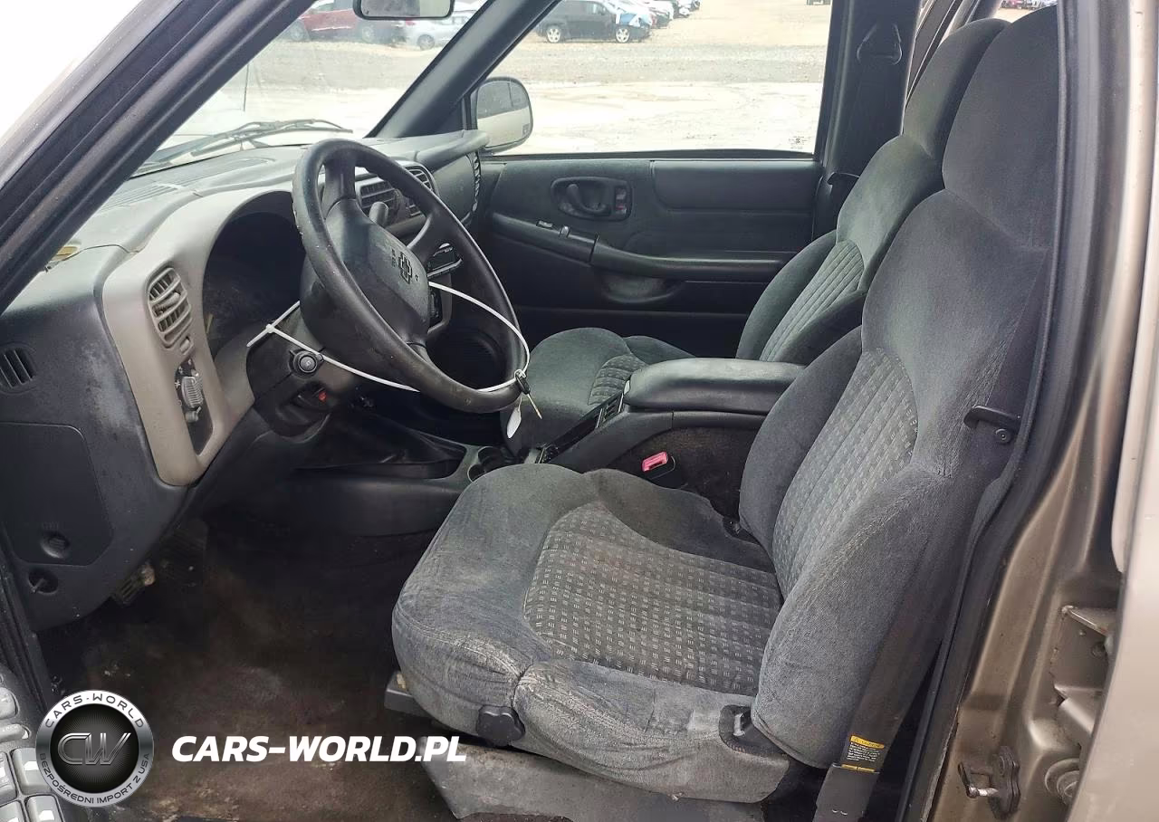 2000 Chevrolet Blazer VIN:1GNDT13W4Y2208257 - 7