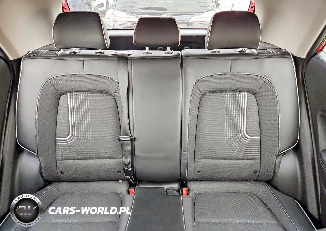 2022 Hyundai Venue Limited VIN:KMHRC8A31NU204291 - 10