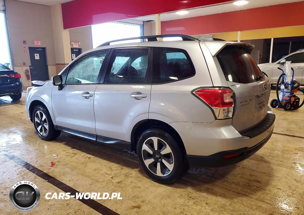 2017 Subaru Forester 2.5I Premium VIN:JF2SJAECXHH543997 - 2
