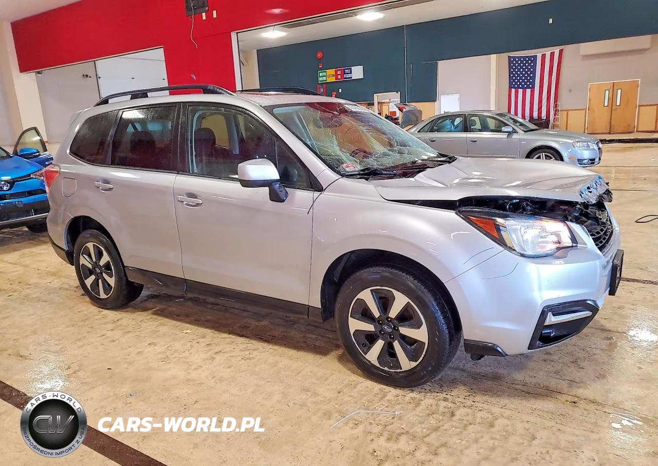 2017 Subaru Forester 2.5I Premium VIN:JF2SJAECXHH543997 - 4