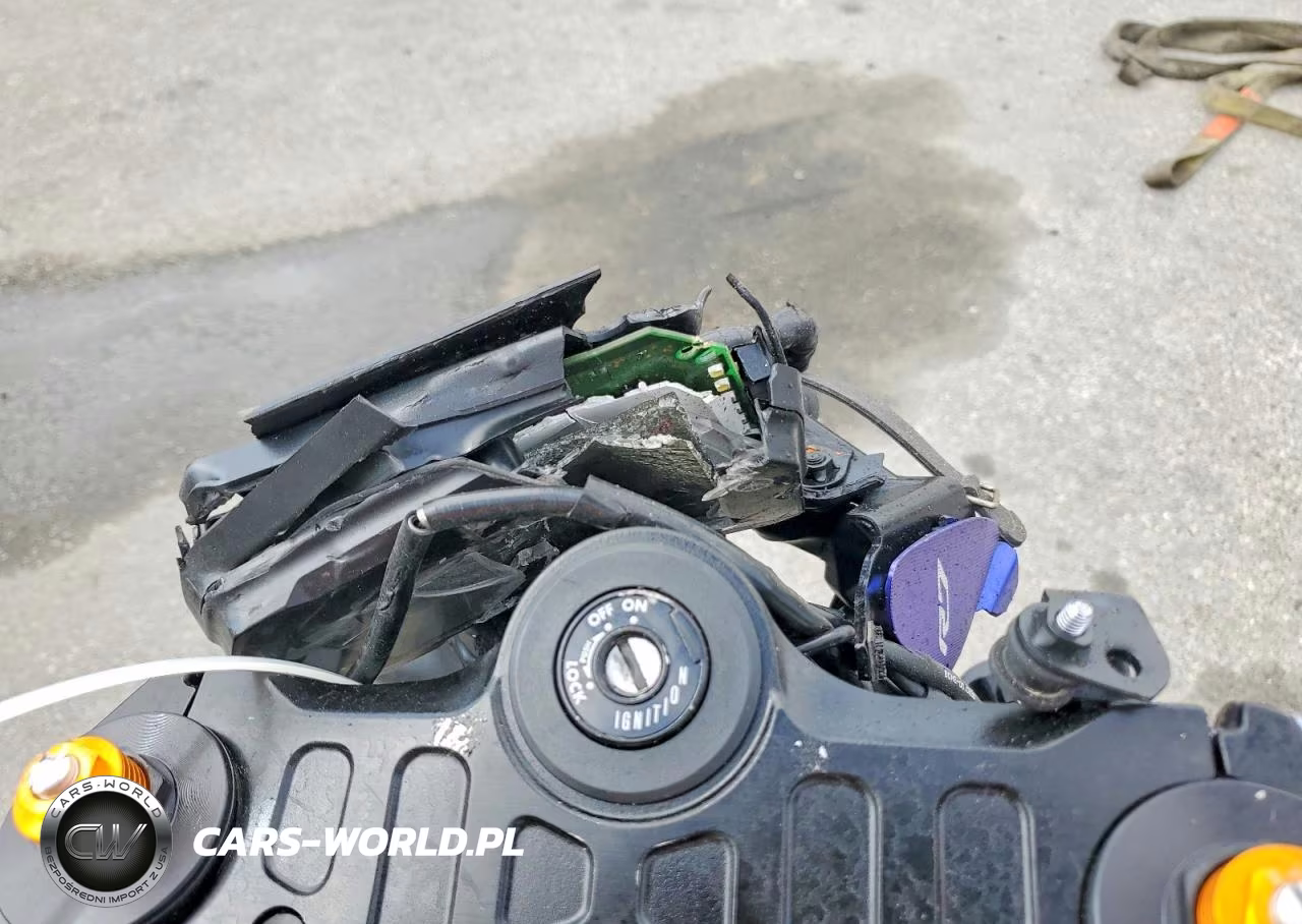 2024 Yamaha Yzfr7 VIN:JYARM38E4RA009347 - 7