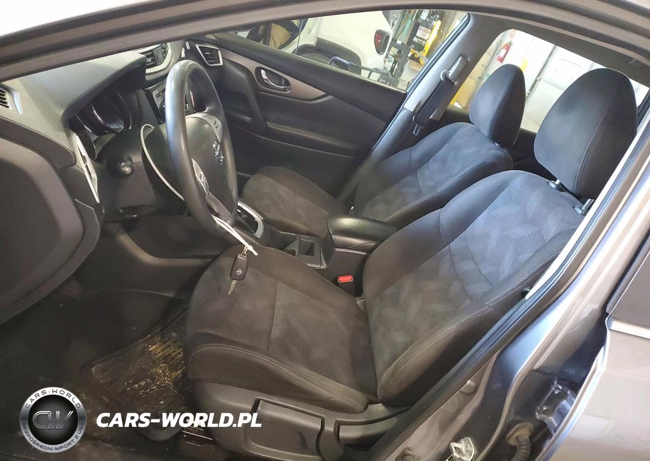 2015 Nissan Rogue S VIN:KNMAT2MT6FP572458 - 7