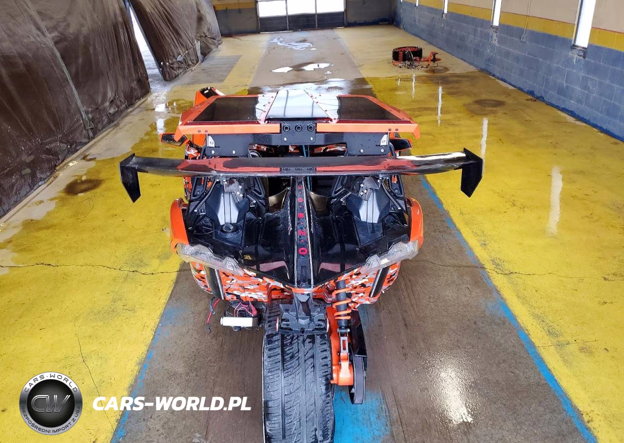 2017 Polaris Slingshot Slr VIN:57XAARFA3H8124600 - 6