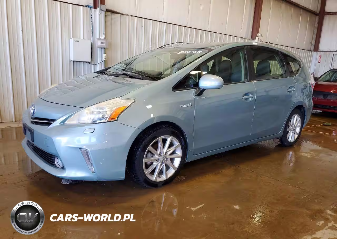 2013 Toyota Prius V Five