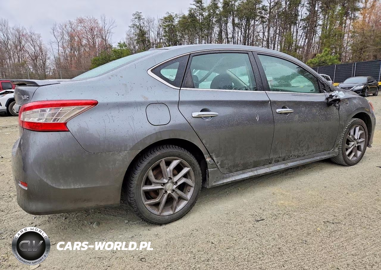 2015 Nissan Sentra Sr VIN:3N1AB7AP8FY318081 - 3