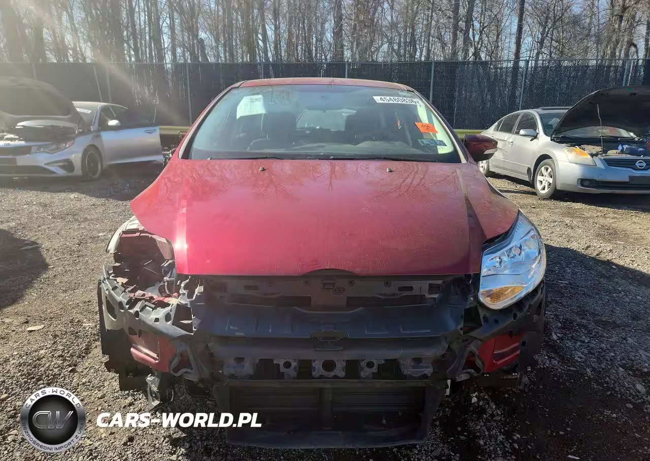2014 Ford Focus Se VIN:1FADP3K28EL438371 - 5