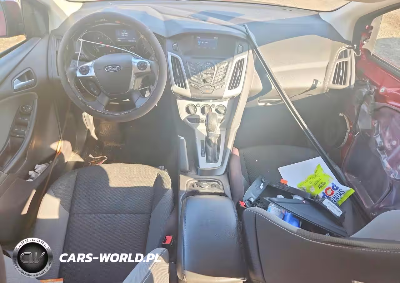 2014 Ford Focus Se VIN:1FADP3K28EL438371 - 8