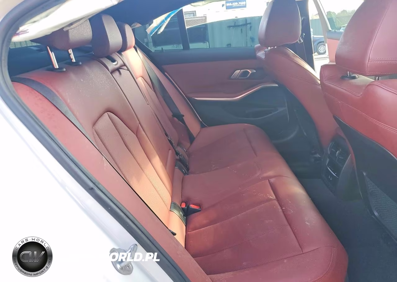 2023 BMW 330I VIN:3MW69FF02P8C83895 - 10
