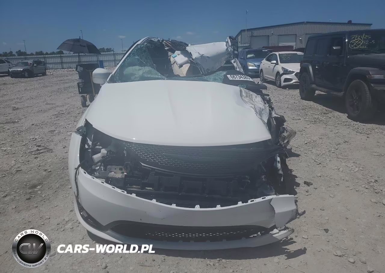 2019 Chrysler Pacifica Touring L VIN:2C4RC1BG3KR593926 - 5