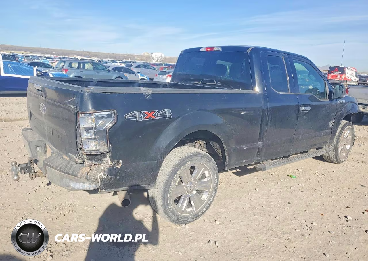 2018 Ford F150 Super Cab VIN:1FTFX1EG2JKF92749 - 3