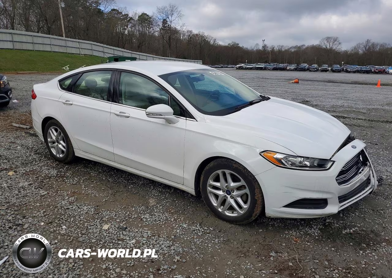 2015 Ford Fusion Se VIN:3FA6P0H79FR177166 - 4