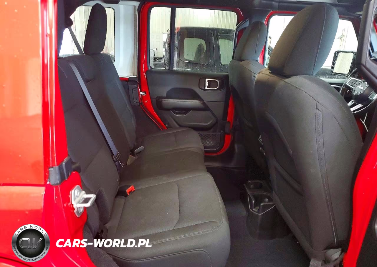 2018 Jeep Wrangler Unlimited Sahara VIN:1C4HJXEGXJW267806 - 10