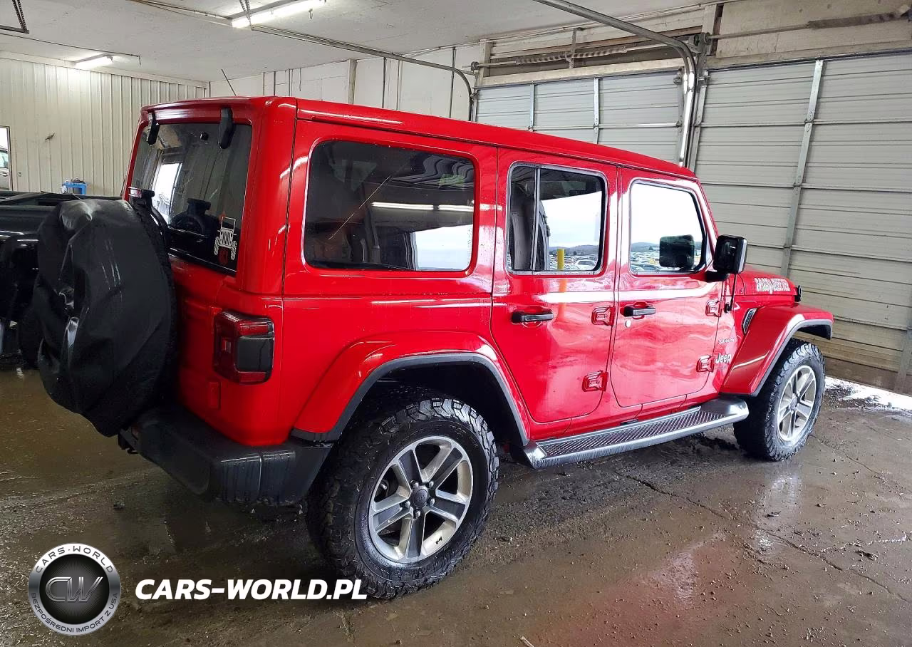 2018 Jeep Wrangler Unlimited Sahara VIN:1C4HJXEGXJW267806 - 3