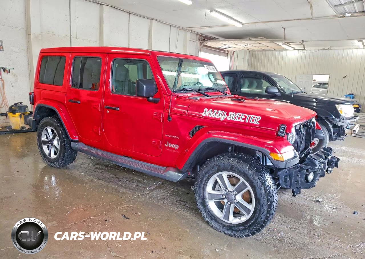 2018 Jeep Wrangler Unlimited Sahara VIN:1C4HJXEGXJW267806 - 4