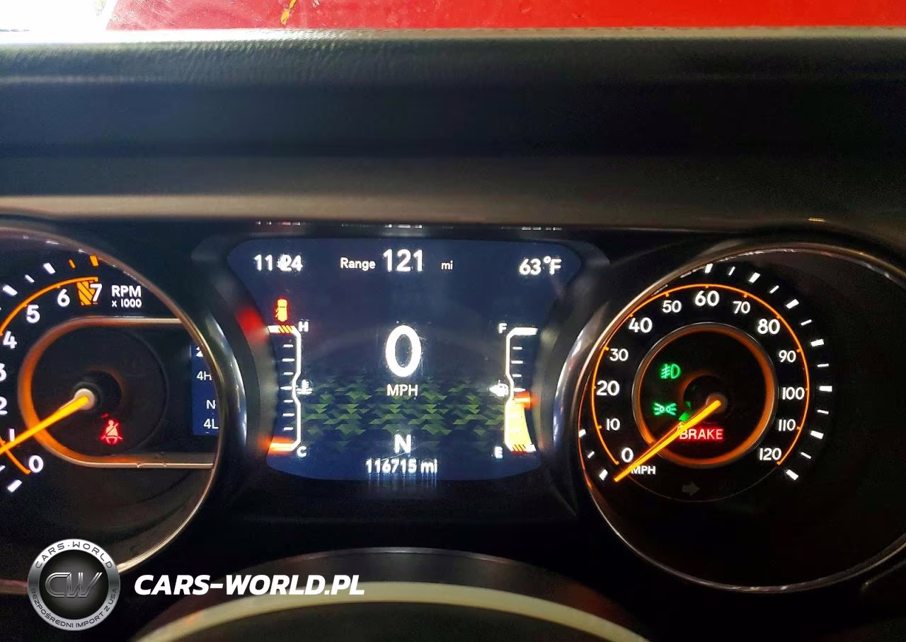 2018 Jeep Wrangler Unlimited Sahara VIN:1C4HJXEGXJW267806 - 9
